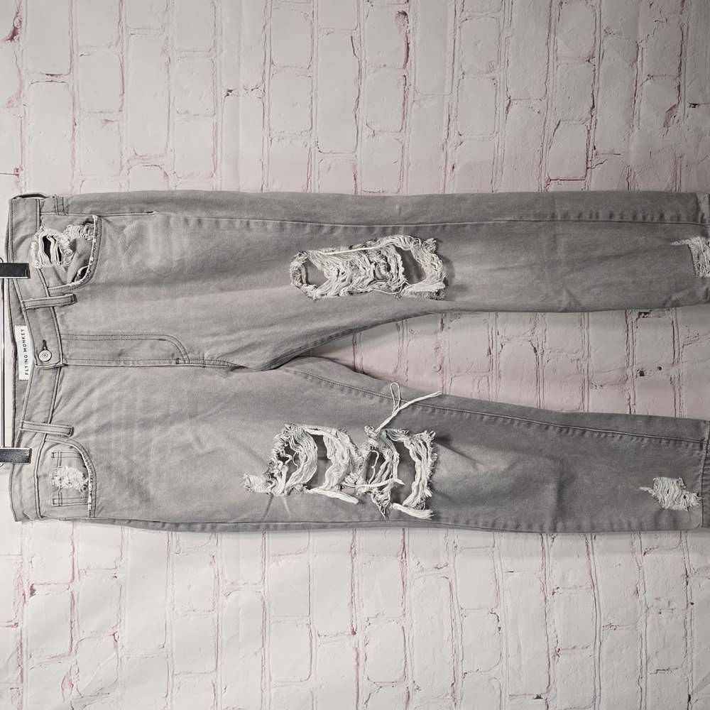 Flying Monkey Distressed Straight Leg Jean Womens Size 30